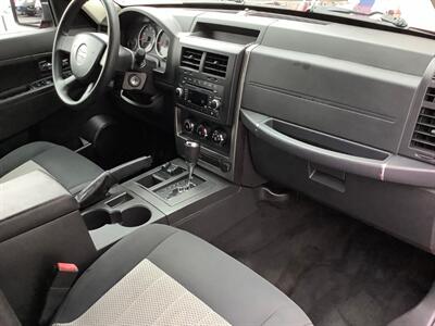 2010 Jeep Liberty Sport   - Photo 27 - Crest Hill, IL 60403