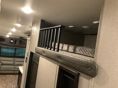 2021 Jayco Eagle Series 355MBQS - Photo 34 - Crest Hill, IL 60403