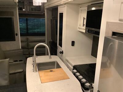2021 Jayco Eagle Series 355MBQS - Photo 35 - Crest Hill, IL 60403