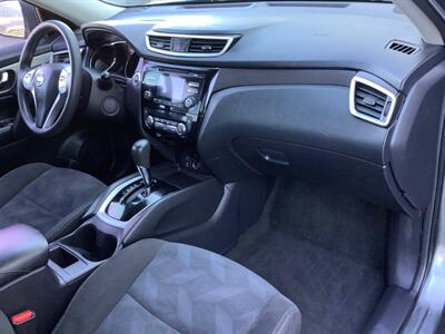 2015 Nissan Rogue SV   - Photo 30 - Crest Hill, IL 60403