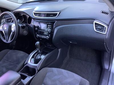 2015 Nissan Rogue SV   - Photo 31 - Crest Hill, IL 60403