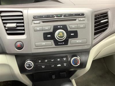 2012 Honda Civic LX   - Photo 14 - Crest Hill, IL 60403