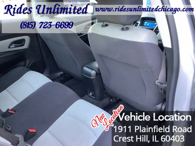 2015 Chevrolet Cruze LS Auto photo
