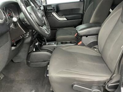 2016 Jeep Wrangler Sahara 75th Annivers - Photo 11 - Crest Hill, IL 60403