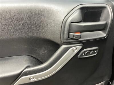 2016 Jeep Wrangler Sahara 75th Annivers - Photo 12 - Crest Hill, IL 60403