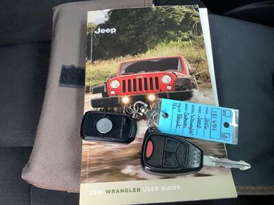 2016 Jeep Wrangler Sahara 75th Annivers - Photo 37 - Crest Hill, IL 60403