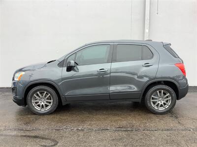 2016 Chevrolet Trax LS   - Photo 3 - Crest Hill, IL 60403