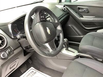 2016 Chevrolet Trax LS   - Photo 14 - Crest Hill, IL 60403