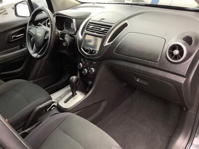 2016 Chevrolet Trax LS   - Photo 31 - Crest Hill, IL 60403
