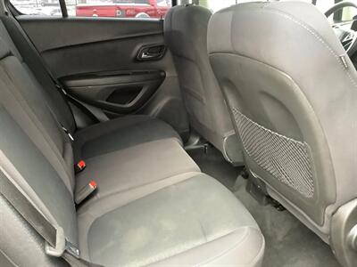 2016 Chevrolet Trax LS   - Photo 29 - Crest Hill, IL 60403