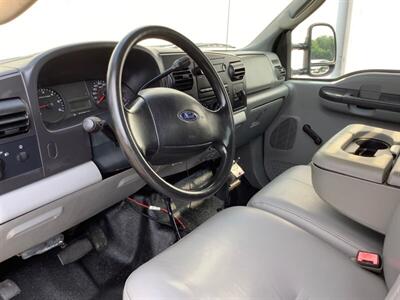 2006 Ford Commercial F-350 Super Duty F350 Chassis & Regular Cab - Photo 23 - Crest Hill, IL 60403