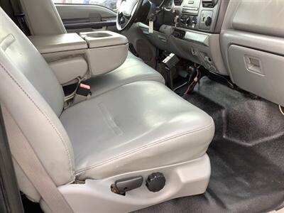 2006 Ford Commercial F-350 Super Duty F350 Chassis & Regular Cab - Photo 32 - Crest Hill, IL 60403