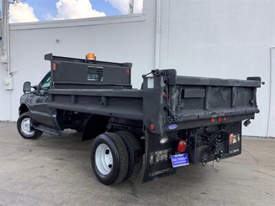 2006 Ford Commercial F-350 Super Duty F350 Chassis & Regular Cab - Photo 5 - Crest Hill, IL 60403