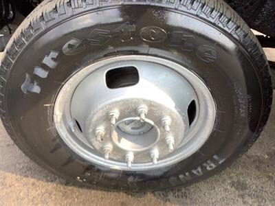 2006 Ford Commercial F-350 Super Duty F350 Chassis & Regular Cab - Photo 36 - Crest Hill, IL 60403