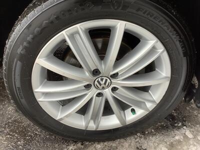 2013 Volkswagen Tiguan S 4Motion   - Photo 38 - Crest Hill, IL 60403