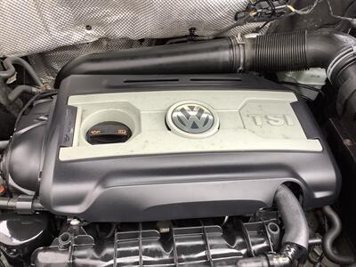 2013 Volkswagen Tiguan S 4Motion   - Photo 43 - Crest Hill, IL 60403