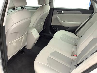 2016 Hyundai SONATA SE   - Photo 23 - Crest Hill, IL 60403