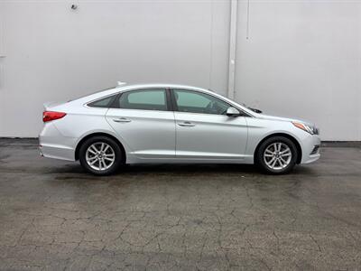 2016 Hyundai SONATA SE   - Photo 8 - Crest Hill, IL 60403