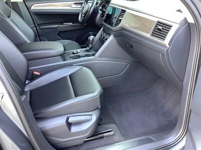 2019 Volkswagen Atlas V6 SE R-Line 4Motion   - Photo 46 - Crest Hill, IL 60403