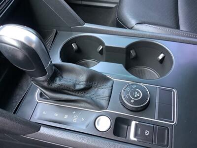 2019 Volkswagen Atlas V6 SE R-Line 4Motion   - Photo 16 - Crest Hill, IL 60403