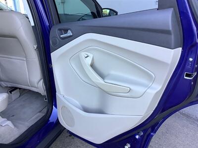 2014 Ford Escape Titanium   - Photo 28 - Crest Hill, IL 60403