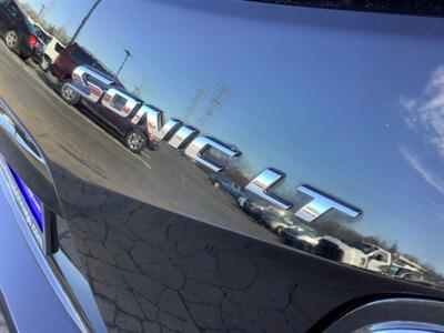 2012 Chevrolet Sonic LT   - Photo 34 - Crest Hill, IL 60403