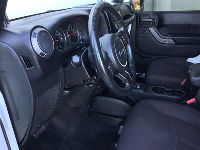 2014 Jeep Wrangler Sport - Photo 13 - Crest Hill, IL 60403