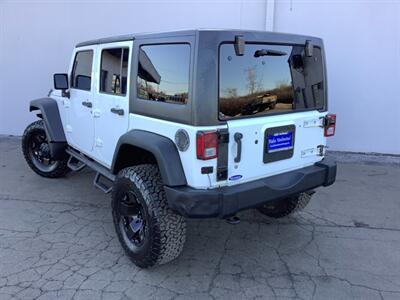 2014 Jeep Wrangler Sport - Photo 4 - Crest Hill, IL 60403