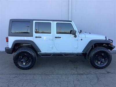 2014 Jeep Wrangler Sport - Photo 7 - Crest Hill, IL 60403
