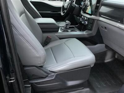 2022 Ford F-150 Lightning Pro   - Photo 32 - Crest Hill, IL 60403