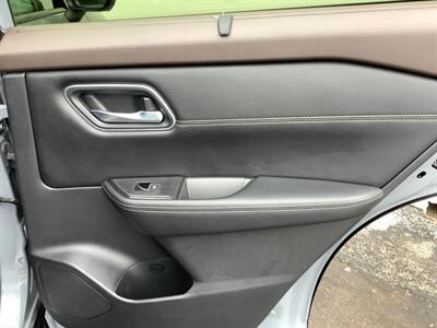 2023 Nissan Rogue Platinum   - Photo 39 - Crest Hill, IL 60403