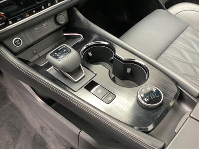 2023 Nissan Rogue Platinum   - Photo 20 - Crest Hill, IL 60403