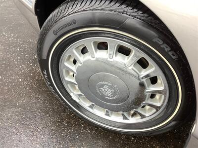 1998 Cadillac DeVille - Photo 36 - Crest Hill, IL 60403