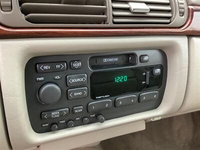 1998 Cadillac DeVille - Photo 16 - Crest Hill, IL 60403