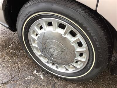 1998 Cadillac DeVille - Photo 38 - Crest Hill, IL 60403