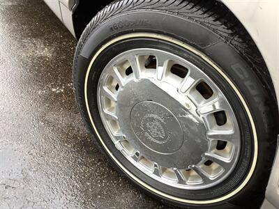 1998 Cadillac DeVille - Photo 37 - Crest Hill, IL 60403