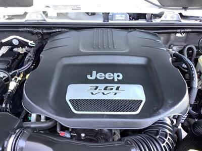 2013 Jeep Wrangler Sahara - Photo 44 - Crest Hill, IL 60403