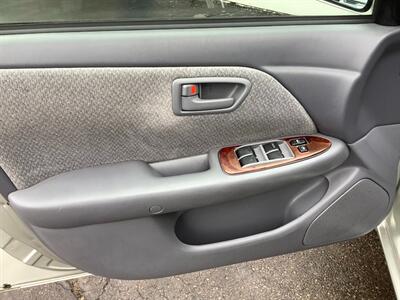 2000 Toyota Camry LE   - Photo 10 - Crest Hill, IL 60403