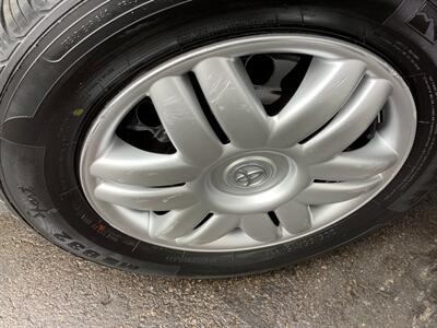 2000 Toyota Camry LE   - Photo 33 - Crest Hill, IL 60403