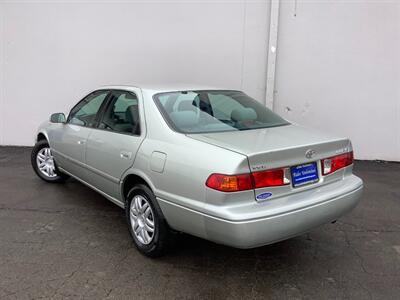 2000 Toyota Camry LE   - Photo 4 - Crest Hill, IL 60403