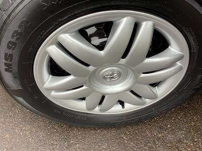 2000 Toyota Camry LE   - Photo 36 - Crest Hill, IL 60403