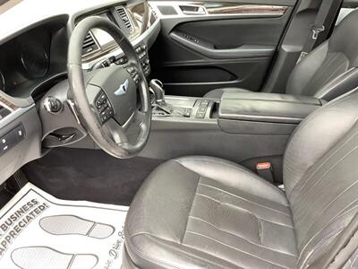2016 Hyundai Genesis 3.8L - Photo 14 - Crest Hill, IL 60403