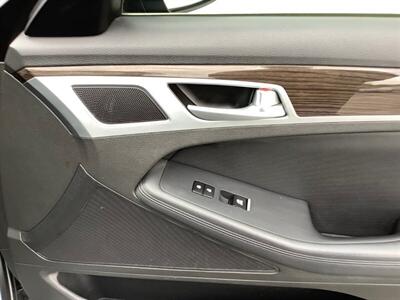 2016 Hyundai Genesis 3.8L - Photo 30 - Crest Hill, IL 60403