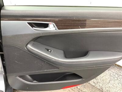 2016 Hyundai Genesis 3.8L - Photo 27 - Crest Hill, IL 60403