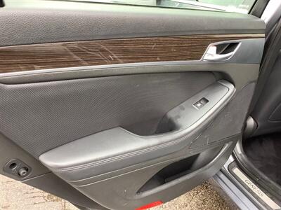 2016 Hyundai Genesis 3.8L - Photo 25 - Crest Hill, IL 60403