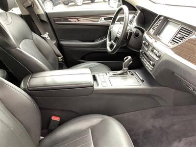 2016 Hyundai Genesis 3.8L - Photo 32 - Crest Hill, IL 60403