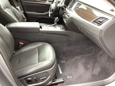 2016 Hyundai Genesis 3.8L - Photo 31 - Crest Hill, IL 60403