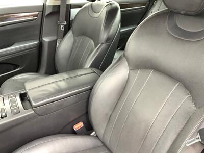 2016 Hyundai Genesis 3.8L - Photo 23 - Crest Hill, IL 60403