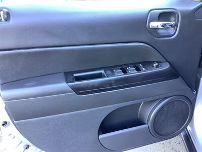 2014 Jeep Patriot Sport   - Photo 10 - Crest Hill, IL 60403