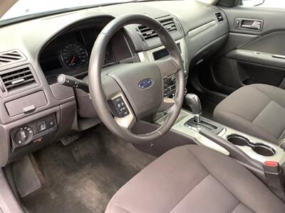2011 Ford Fusion Hybrid - Photo 12 - Crest Hill, IL 60403